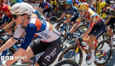 Cyclists compete at Tour de France Femme 2026