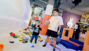F&B owner Jason Chua has to juggle rising family expenses alongside business overheads. He and his wife, who have a four-year-old son and a baby boy on the way, fall under Singapore’s middle-income household tier.