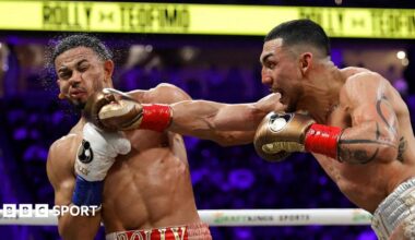 Rolly Romero is punched in the face by Teofimo Lopez