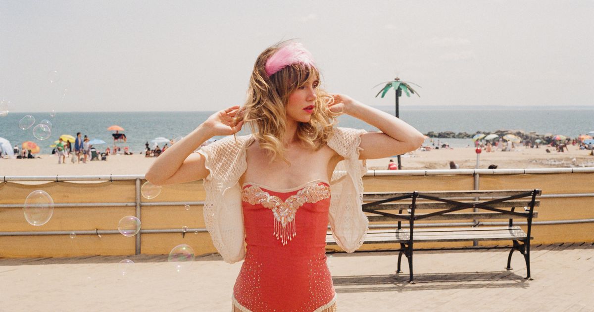 Suki Waterhouse on ‘Loveland’ Album & Motherhood
