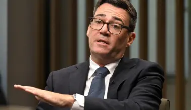 UK's Burnham vows crackdown on misleading discounts and subscription traps