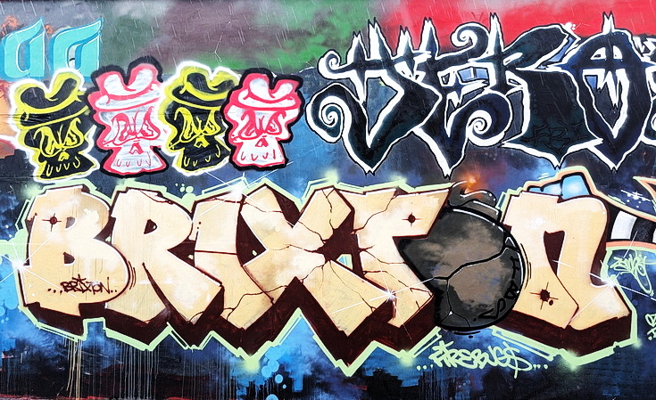 In photos: street art, graffiti, bikes and a closed gay bar - Dorrell Place, Brixton