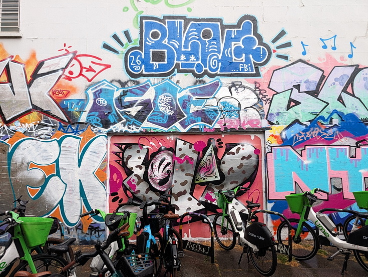 In photos: street art, graffiti, bikes and a closed gay bar - Dorrell Place, Brixton