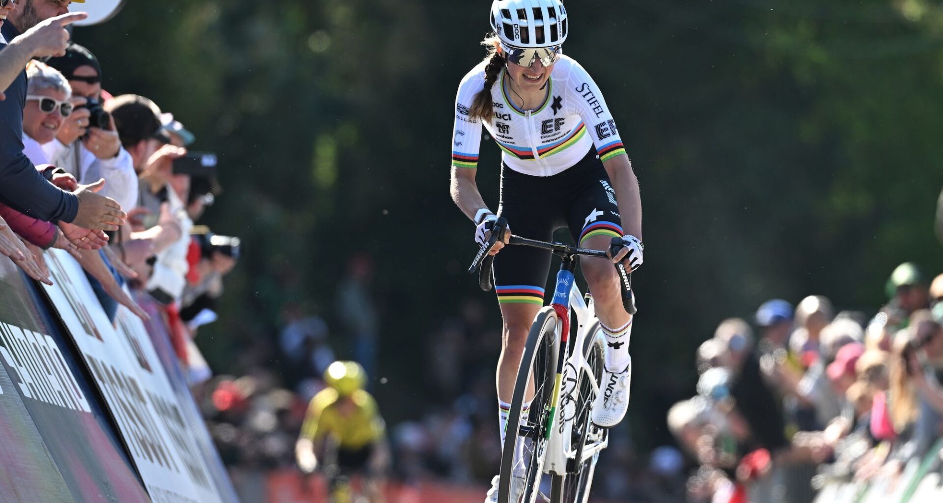 'A lot more excitement than pressure' – A world title defence at home already a dream for Magdeleine Vallieres