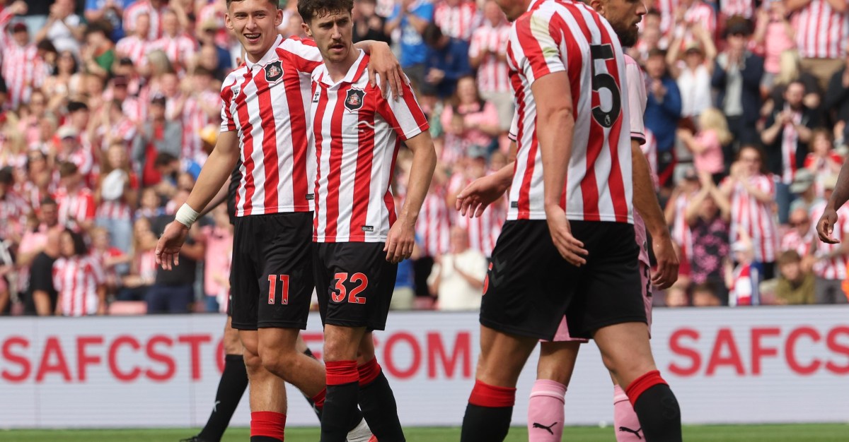 Starting XI: Three Changes Predicted For Sunderland Against Fulham This Afternoon