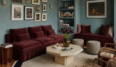 Burgundy and Light Blue Is the Hottest Color Combination