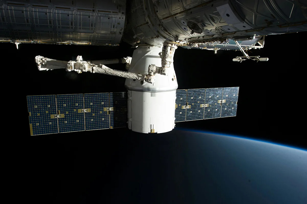 David Einhorn Says SpaceX Could Mark a Speculative Top. Morgan Stanley Sees 113% Upside