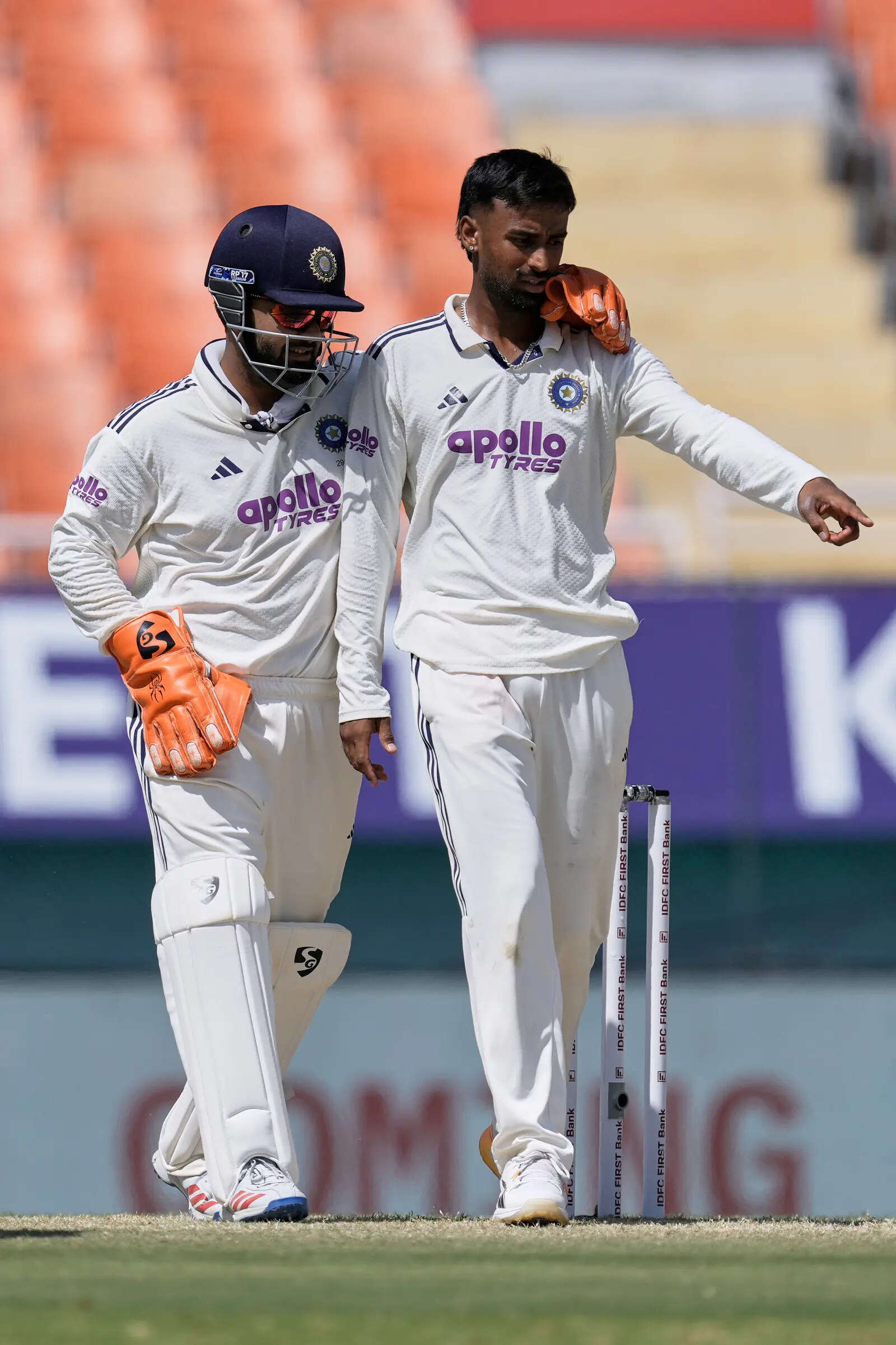 India's Rishabh Pant, left, talks to Manav Suthar (AP Photo) India's Rishabh Pant, left, talks to Manav Suthar<br>