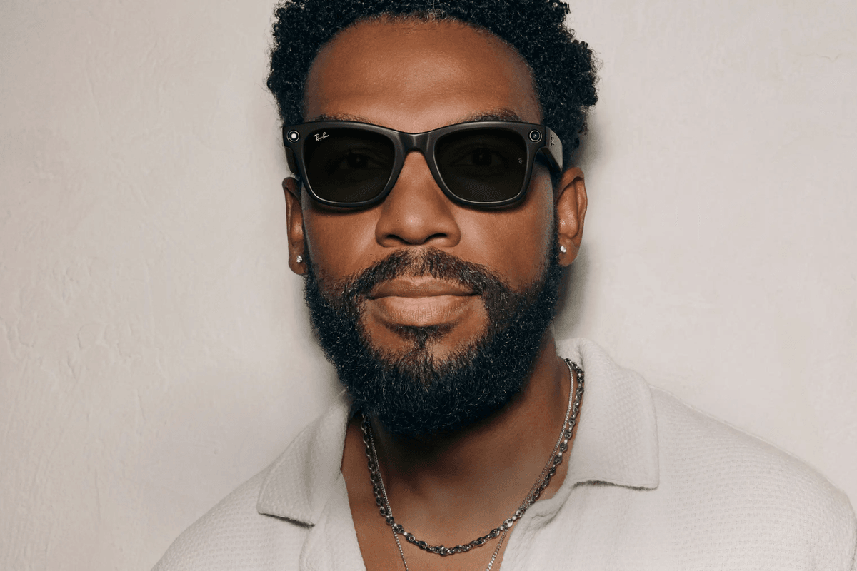 Man wearing Meta Ray-Ban glasses