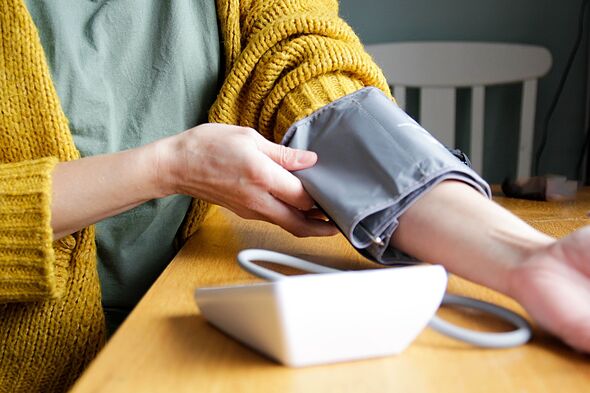 Monitoring blood pressure Monitoring blood pressure