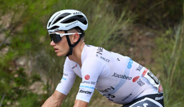 Oscar up to sixth as Turner makes break