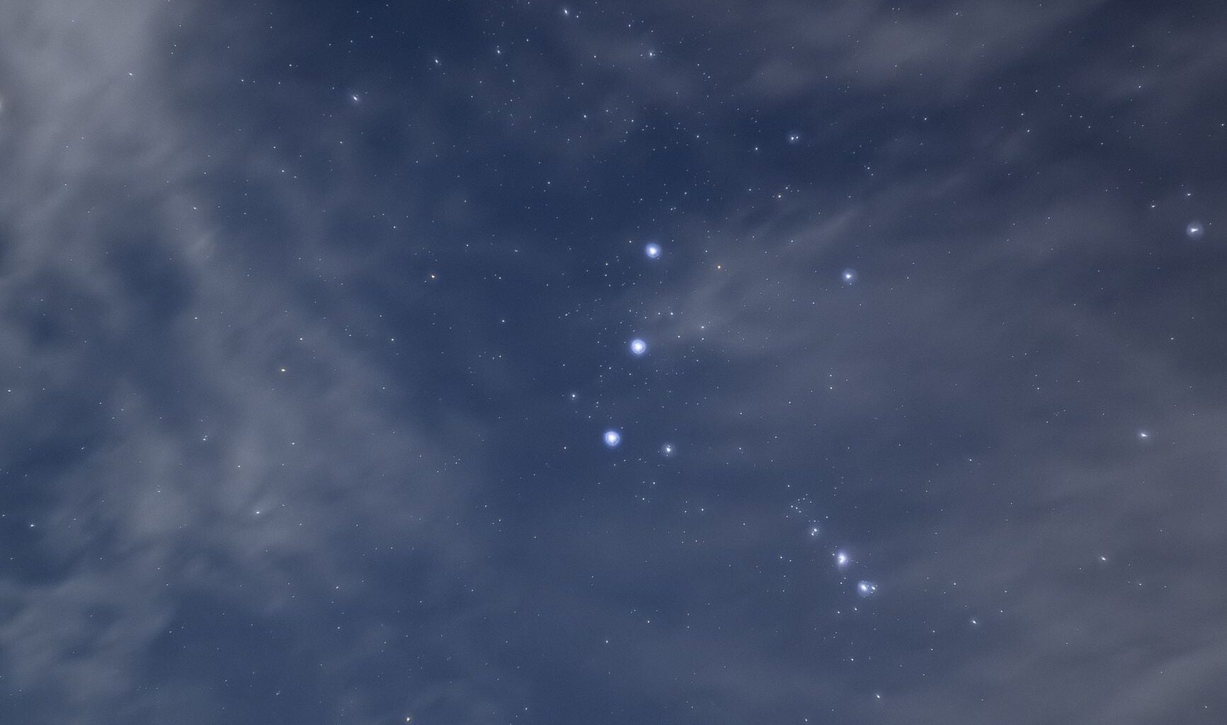 The popular claim that every star you see is already dead is the opposite of true — naked-eye stars are so relatively close and live so extraordinarily long that astronomers estimate only about one dies every 10,000 years, meaning the night sky is almost entirely alive