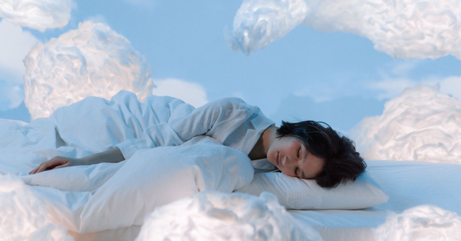 Do Aphantasics Dream in Images?