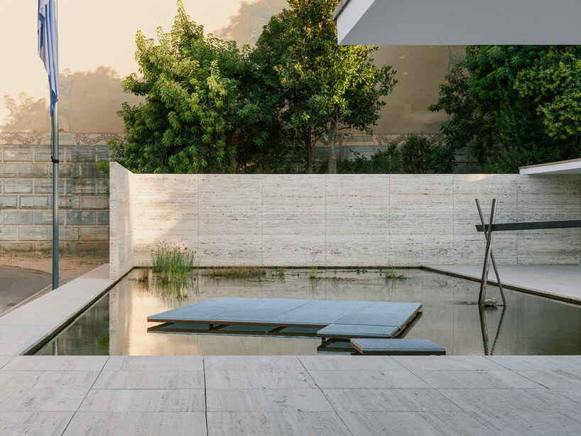 plou prou makes water evaporation visible at mies van der rohes barcelona pavilion 7