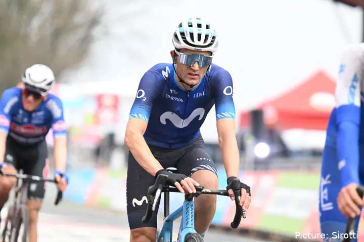 Rúben Guerreiro in Movistar colours.