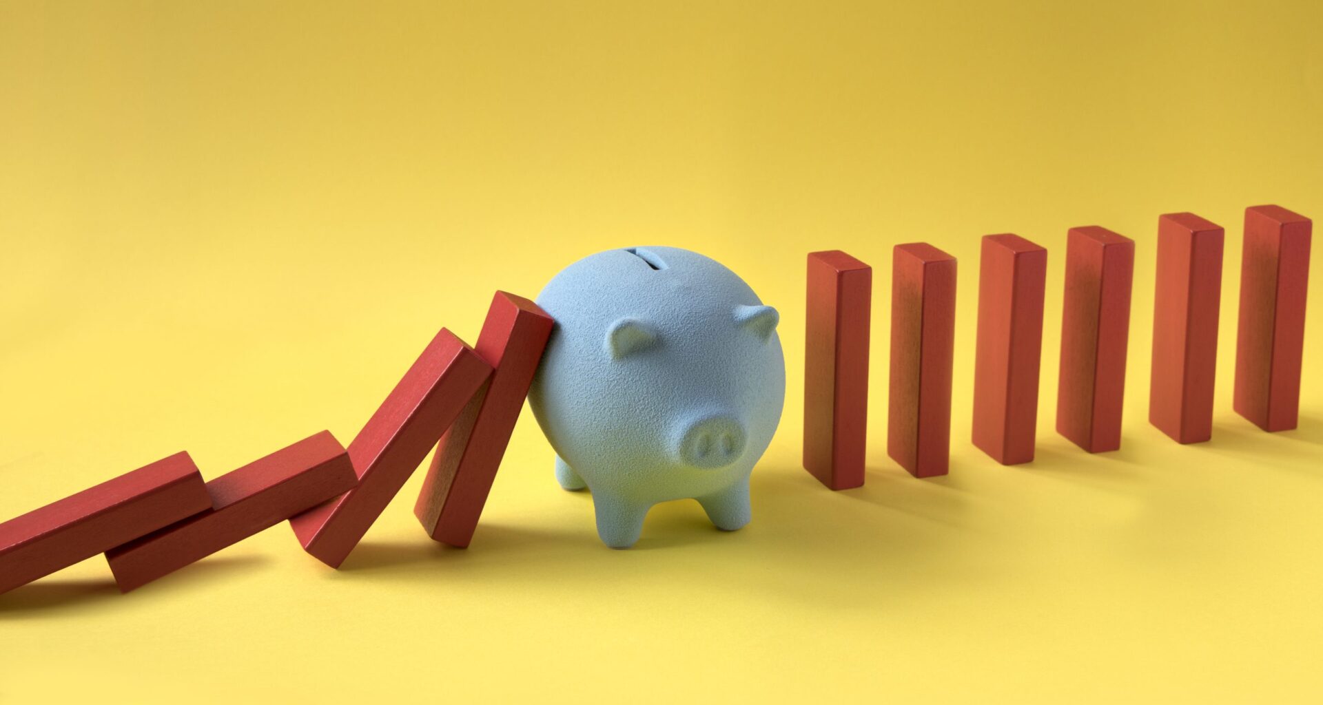 How the same investment returns can leave retirees $260,000 apart