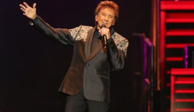 Barry Manilow cancels more concerts at last minute after lung cancer battle