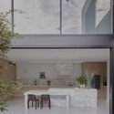 © Sean Fennessy Strathmore Courtyard House / Studio Ceravolo - Interior Photography