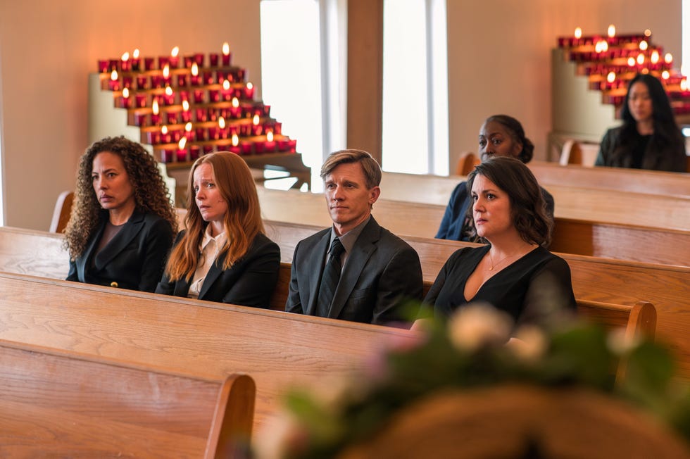 Tawny Cypress, Lauren Ambrose, Warren Kole, Melanie Lynskey, Yellowjackets, season 3 tawny cypress, lauren ambrose, warren kole, melanie lynskey, yellowjackets, season 3