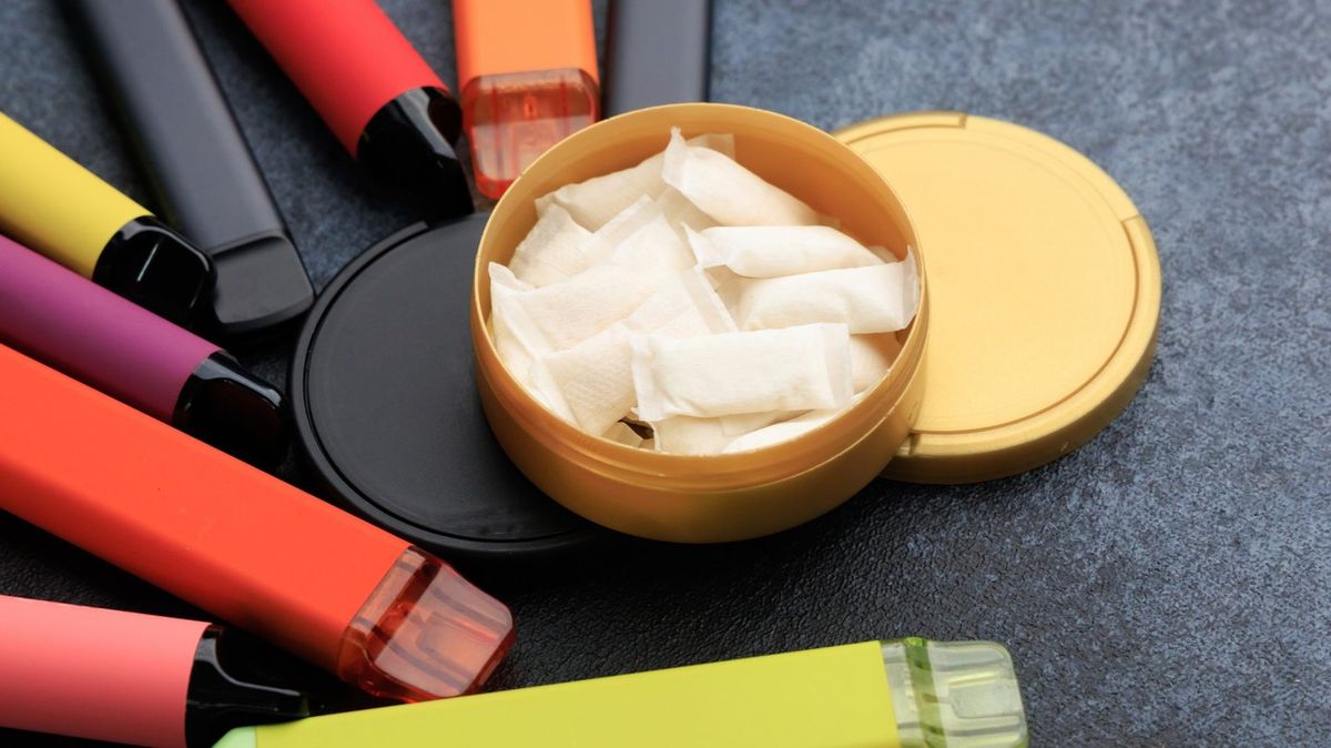 Doctor compares smoking, vaping and nicotine pouches to see what is worse for health with clear winner