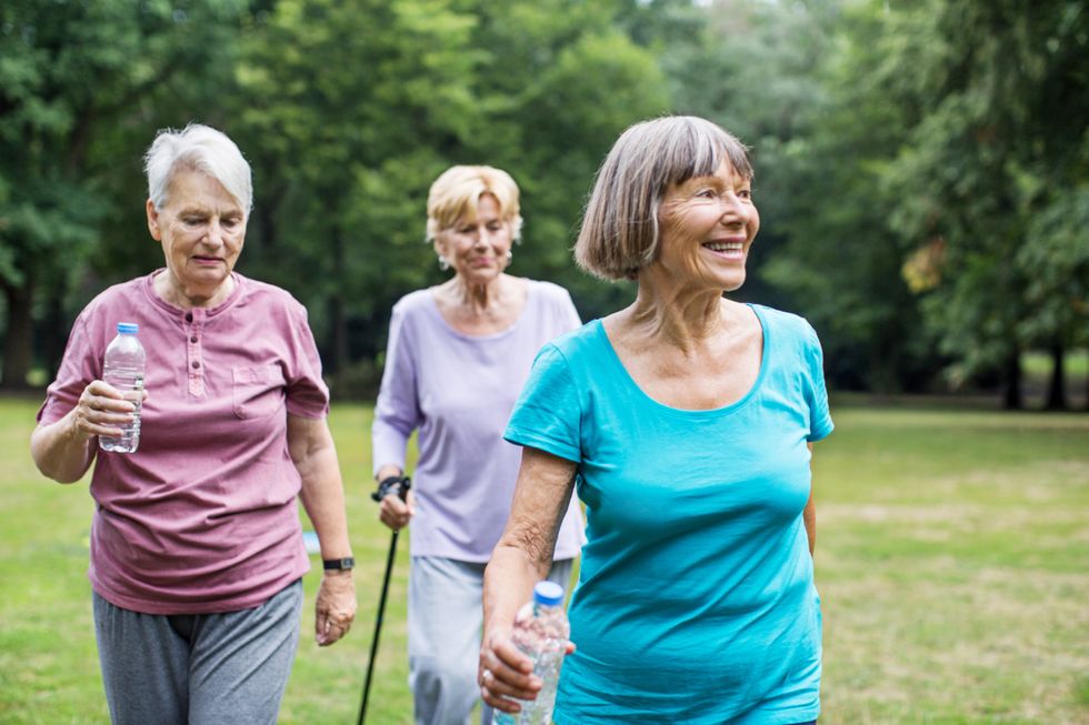WALKING SENIOR
