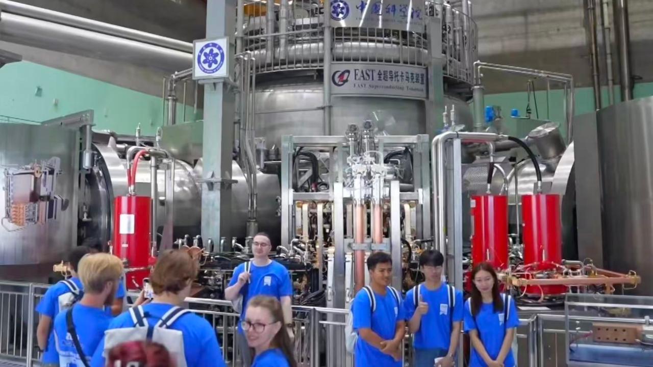 Foreign students explore China's 'artificial sun' in Anhui - news.cgtn.com