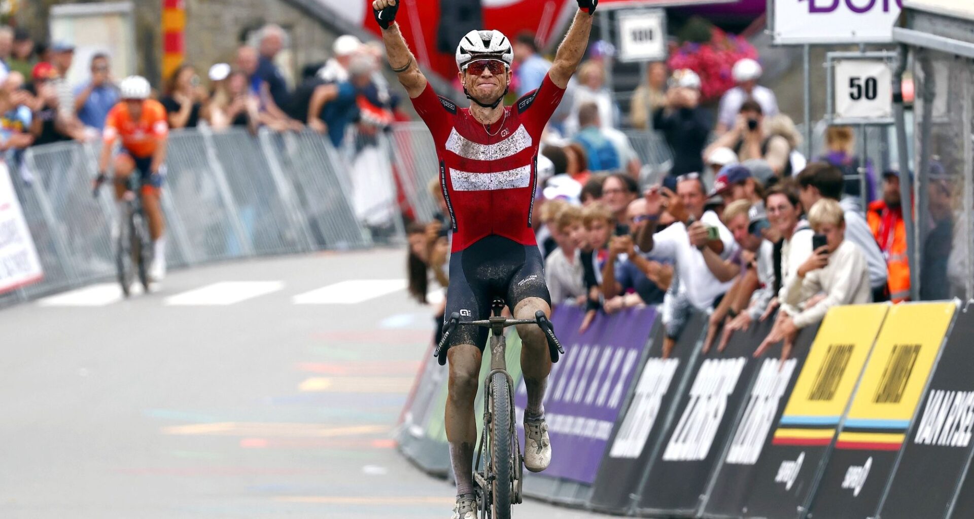 Mads Würtz Schmidt goes solo to defend men's European gravel title as Femke Markus sweeps up women's jersey in Houffalize sprint
