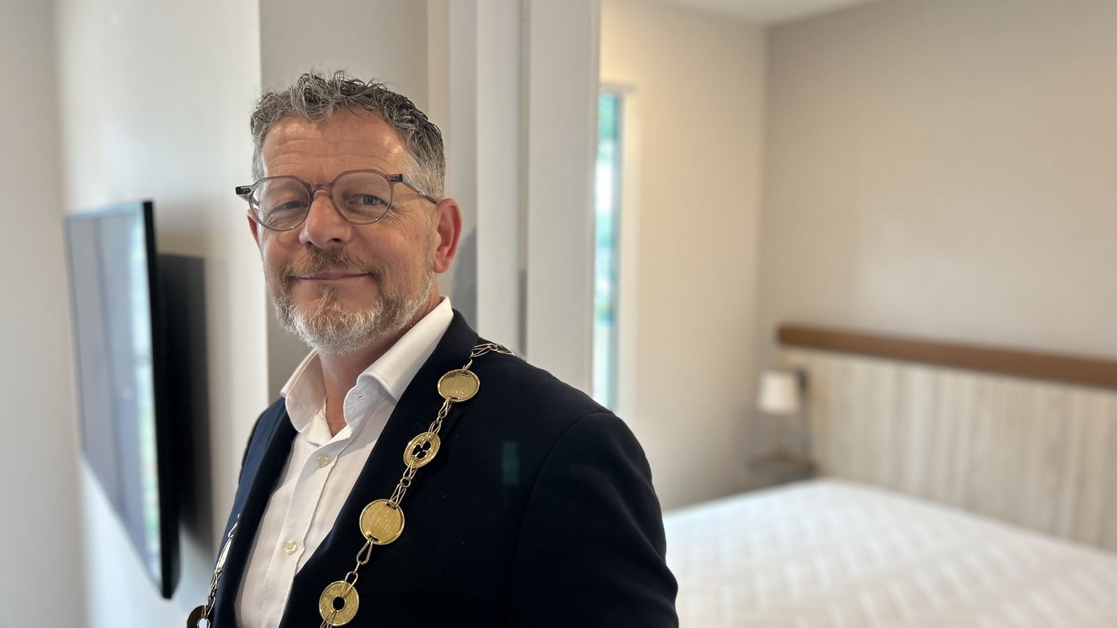 Dept 'could not sanction' benefits for Limerick mayor