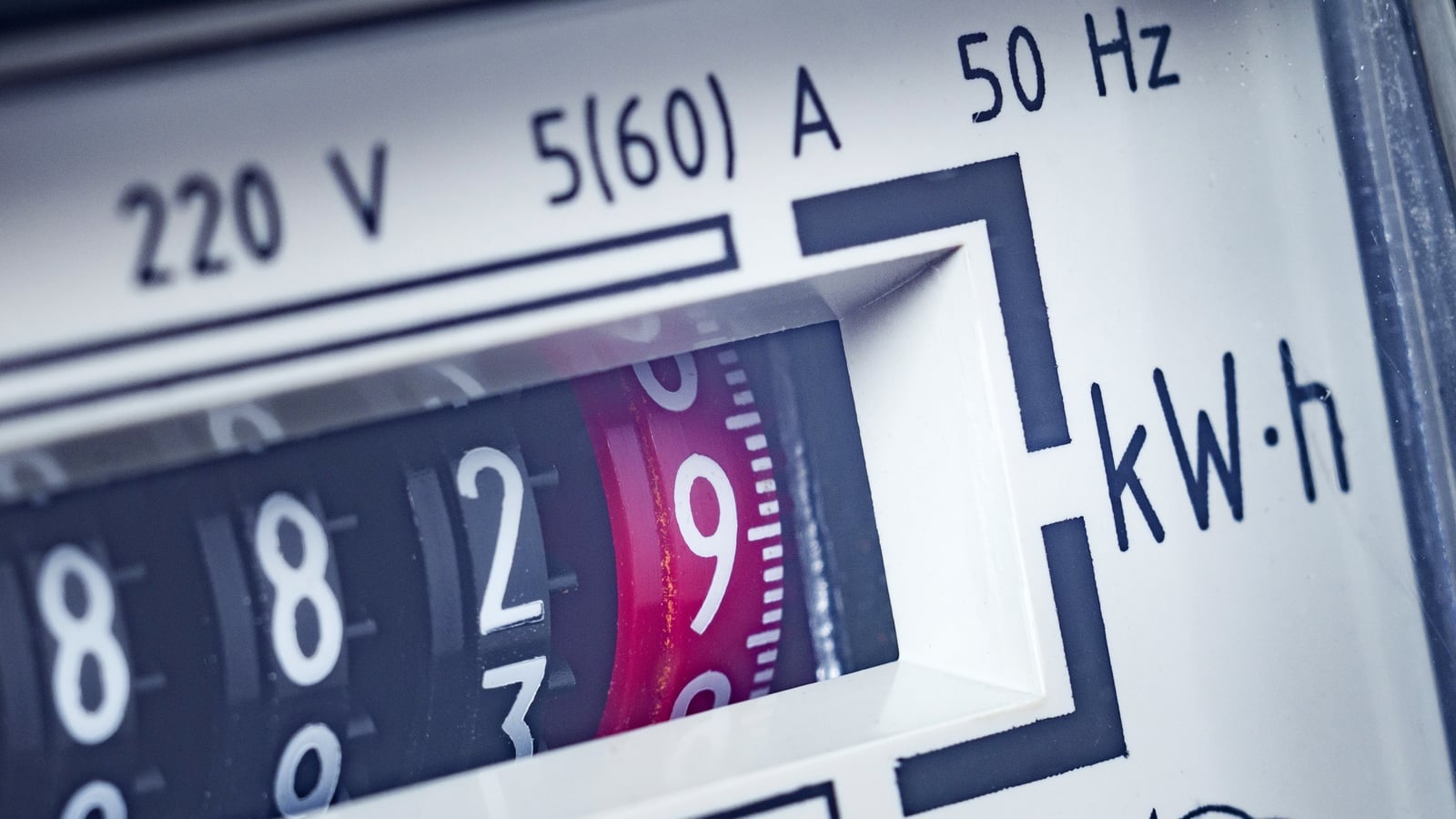 Annual wholesale electricity prices soar 77% in August