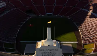 Olympics - LA28 - Ceremonial lighting of the cauldron - LA Memorial Coliseum, Los Angeles, California, U.S. - January 13, 2026. Ceremonial lighting of the cauldron ahead of ticket registration launch. REUTERS/Daniel Cole