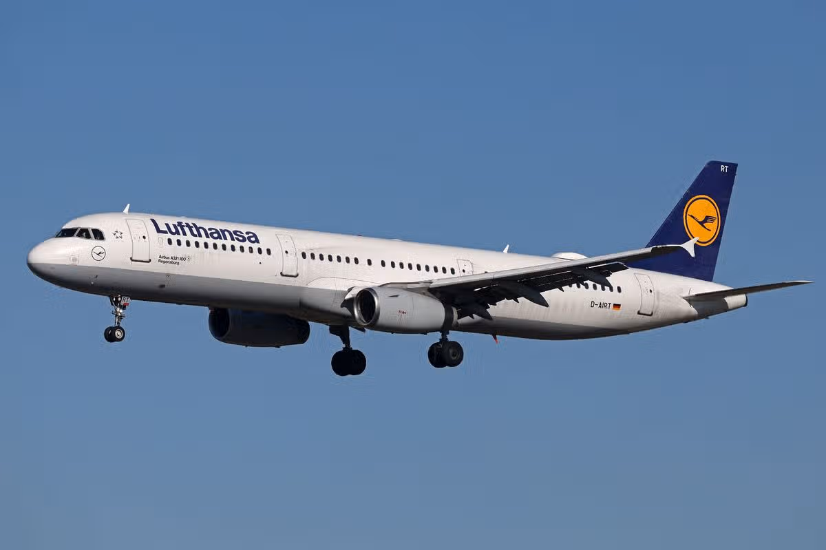 The LH430 flight from Frankfurt to Chicago made an unscheduled landing
