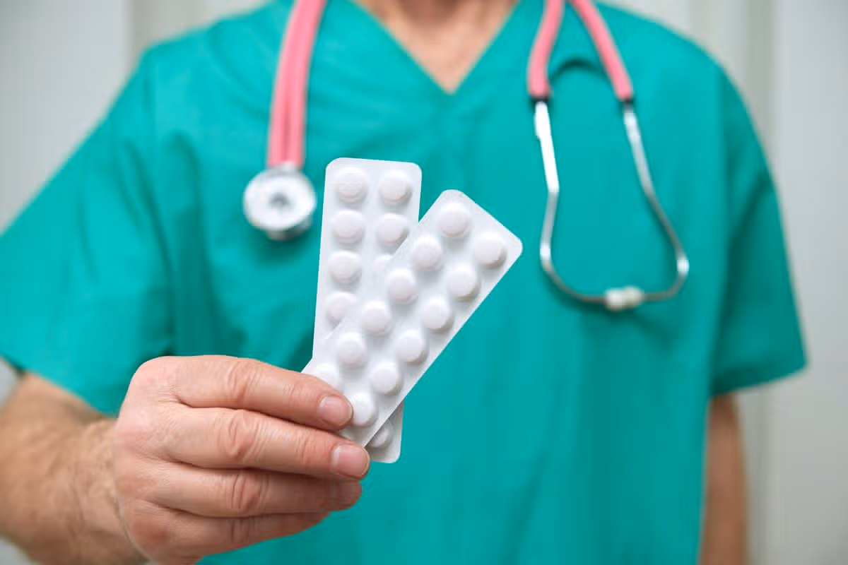 Statins are associated with a lower risk of dementia in patients with type 2 diabetes, a new study found