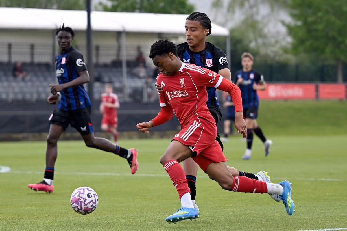 Isaac Konde is set to swap Liverpool for Man Utd