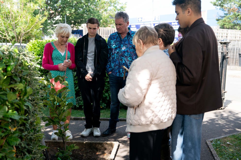 Jean Slater, Tommy Moon, Alfie Moon, EastEnders jean slater, tommy moon, alfie moon, eastenders
