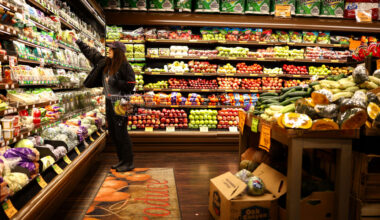Consumer optimism slides to lowest since 2014 as fears escalate over rising prices and jobs