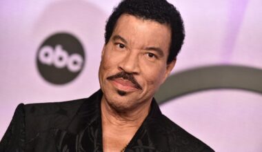 Lionel Richie in ICU after second hospitalization this summer