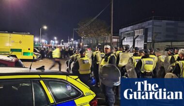Police used batons and pepper spray on far-right protesters in Portsmouth unrest | Portsmouth
