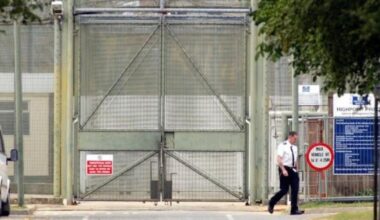 Amy Winehouse letter to HMP Highpoint inmate sold at auction