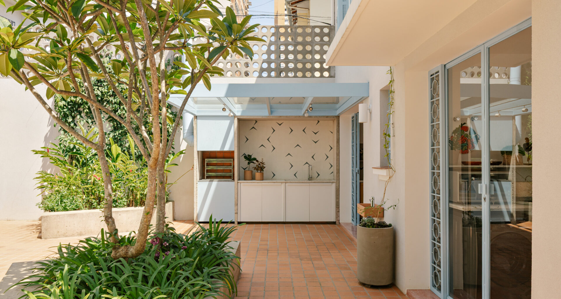 BF2 House / Peninsula Arquitetura