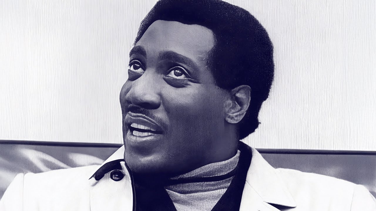 Otis Redding - (Sittin' On) The Dock Of The Bay (Official Music Video) - YouTube