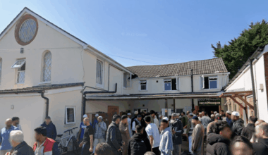 Neighbour row: Residents battling plans to expand mosque over Muslims waking locals up with morning prayers and 'making children cry'
