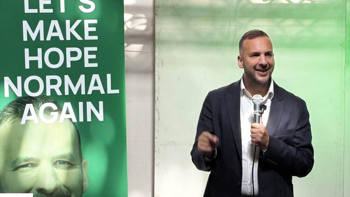 Green Party leader Zack Polanski speaking at Niamos in Hulme as the party?s Greater Manchester mayoral candidate Geraldine Coggins launches her manifesto for the election. Picture date: Thursday July 9, 2026.
