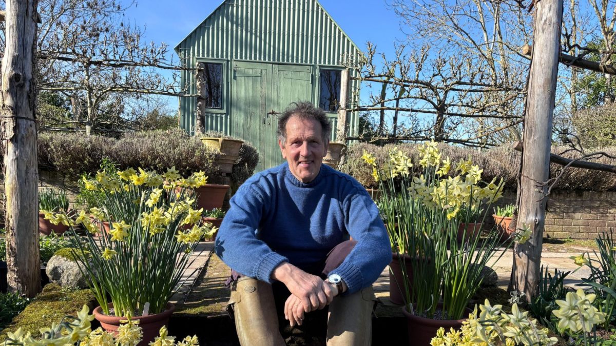 TX DATE:27-03-2026,TX WEEK:12,EMBARGOED UNTIL: 00:00:00,PEOPLE:Monty Don,DESCRIPTION:,COPYRIGHT:BBC Studios,CREDIT LINE:BBC Studios