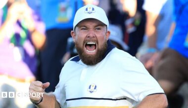 Shane Lowry celebrates by pumping his fist at the 2025 Ryder Cup