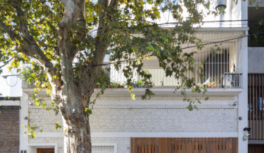 Paroissien House / Veronica Gilotaux