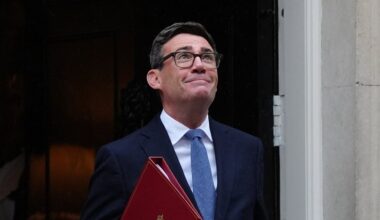 DWP benefits fury as Labour admits 200,000 UK families pocket more in tax handouts than the average working Briton earns