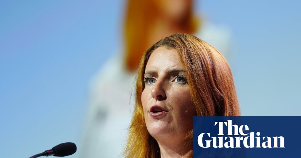 British bosses to be forced to meet with employees who request flexible working | Employment law