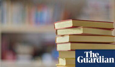 Feeling overwhelmed by the AI doom loop? Here’s the essential reading list to make sense of it all | Books