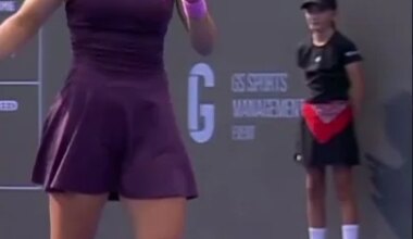 Not backing down 💥 Zeynep Sonmez digging in to stay in touch with Jovic in Guadalajara. #GDLOpen - YouTube