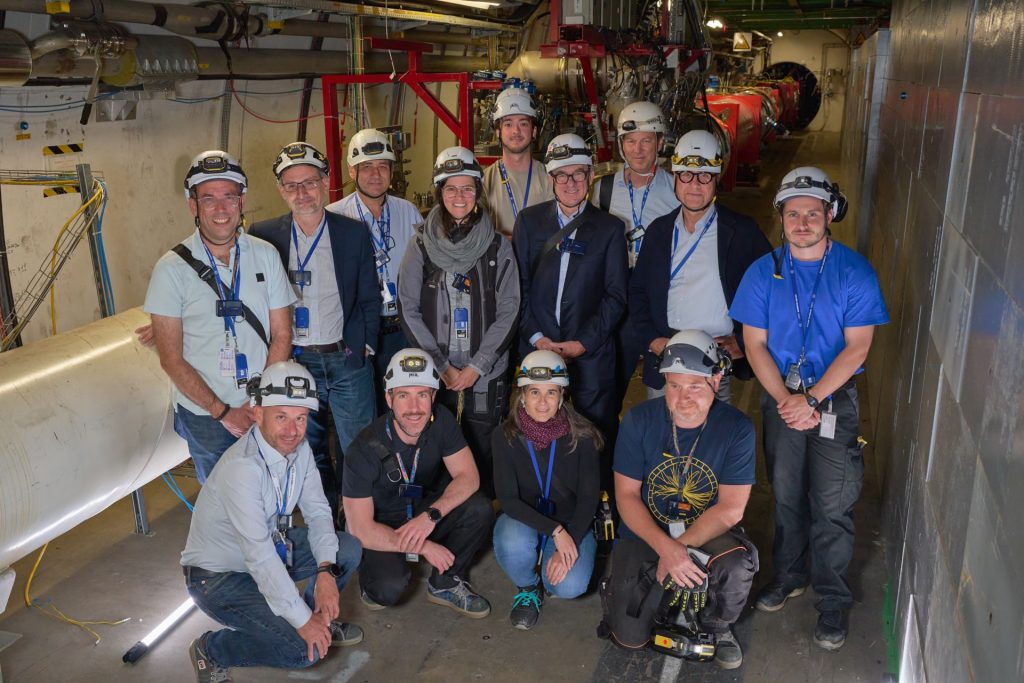 The disconnection of the LHC has begun – Home
